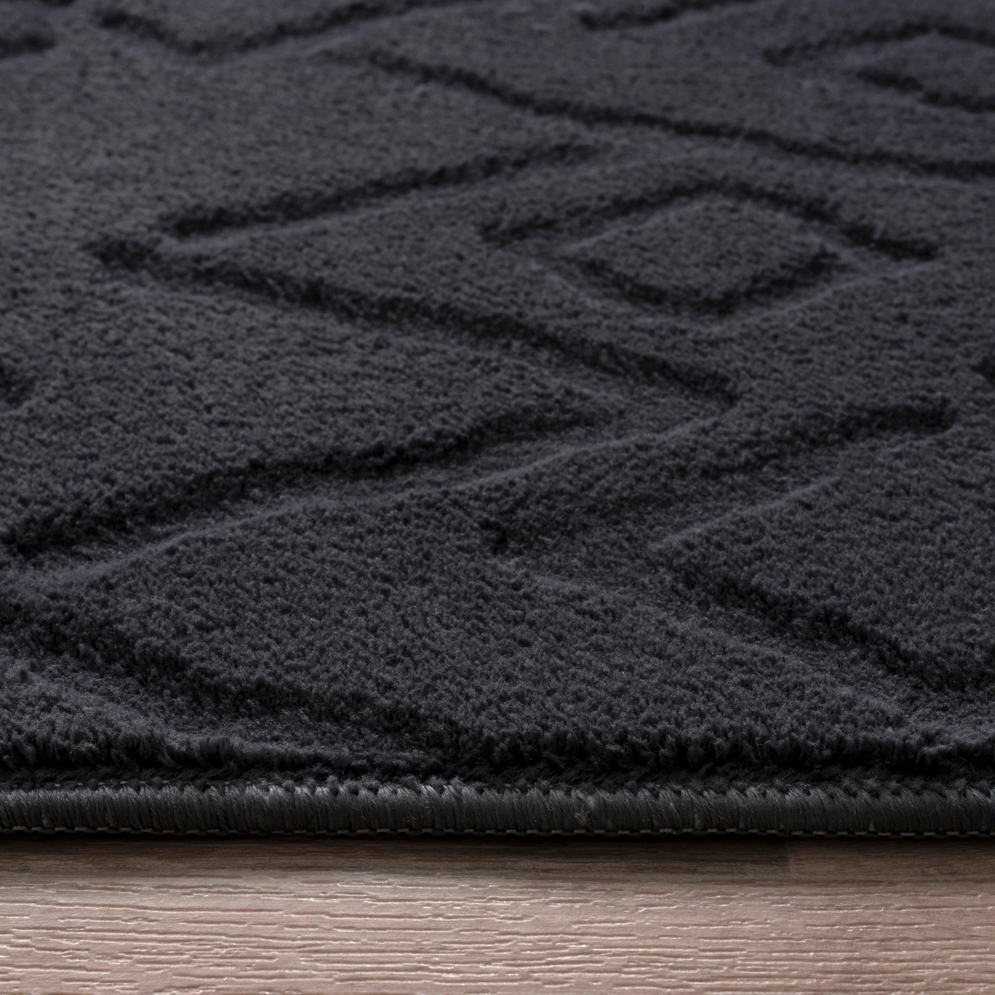 Textured Plush Diamond Area Rug - Charcoal Grey