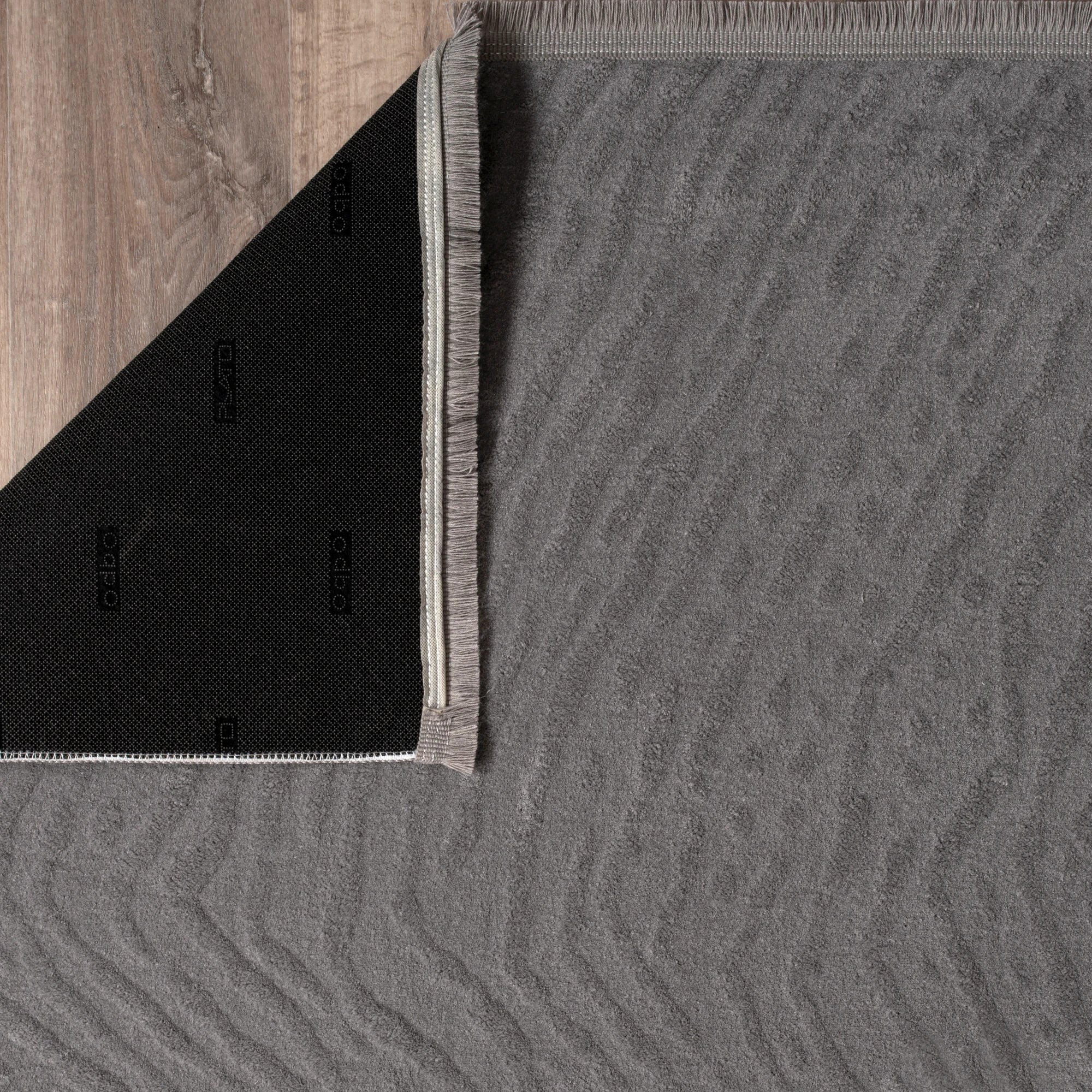 Modern Wavy Plush Rug - Gray