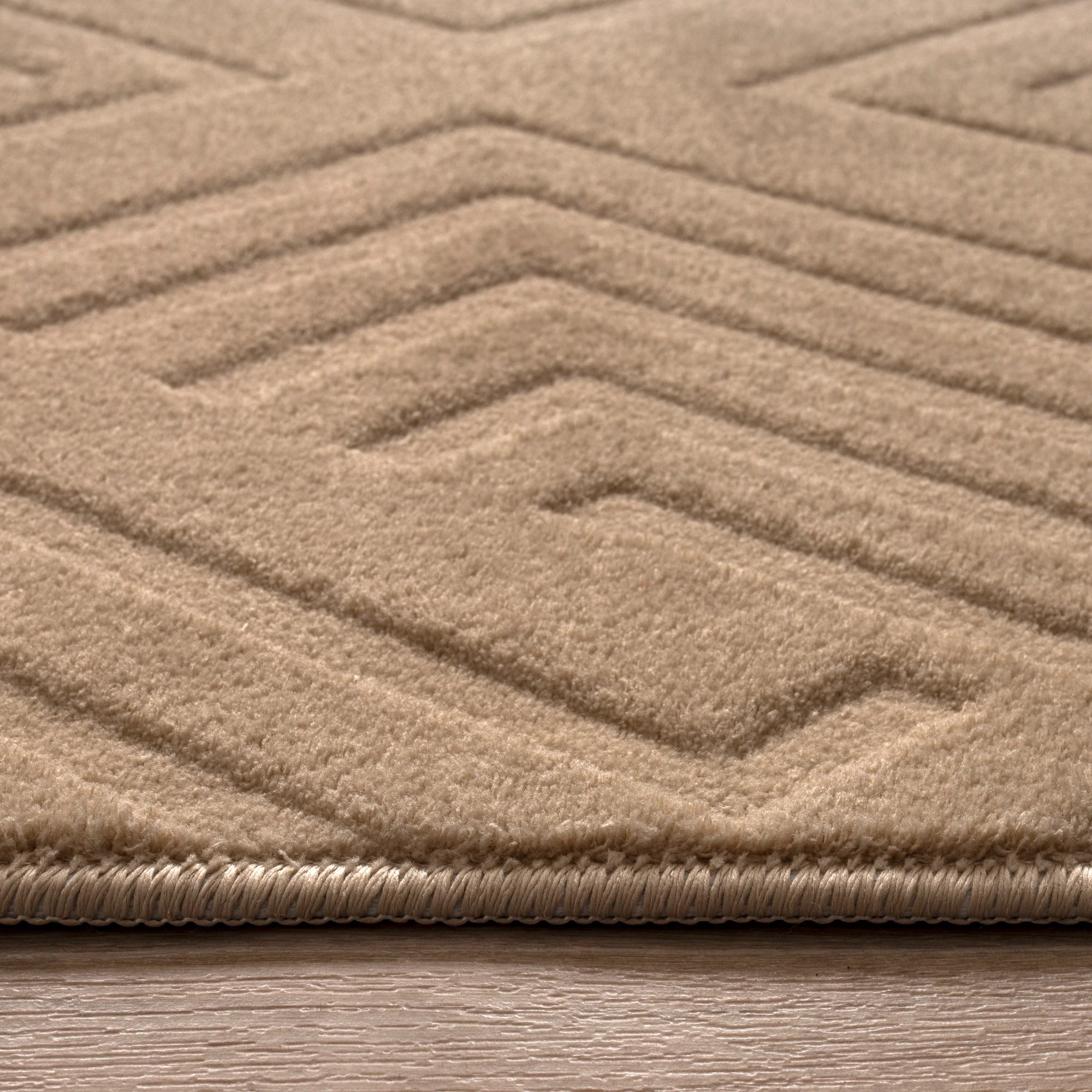 Modern Geometric Maze Plush Rug - Beige