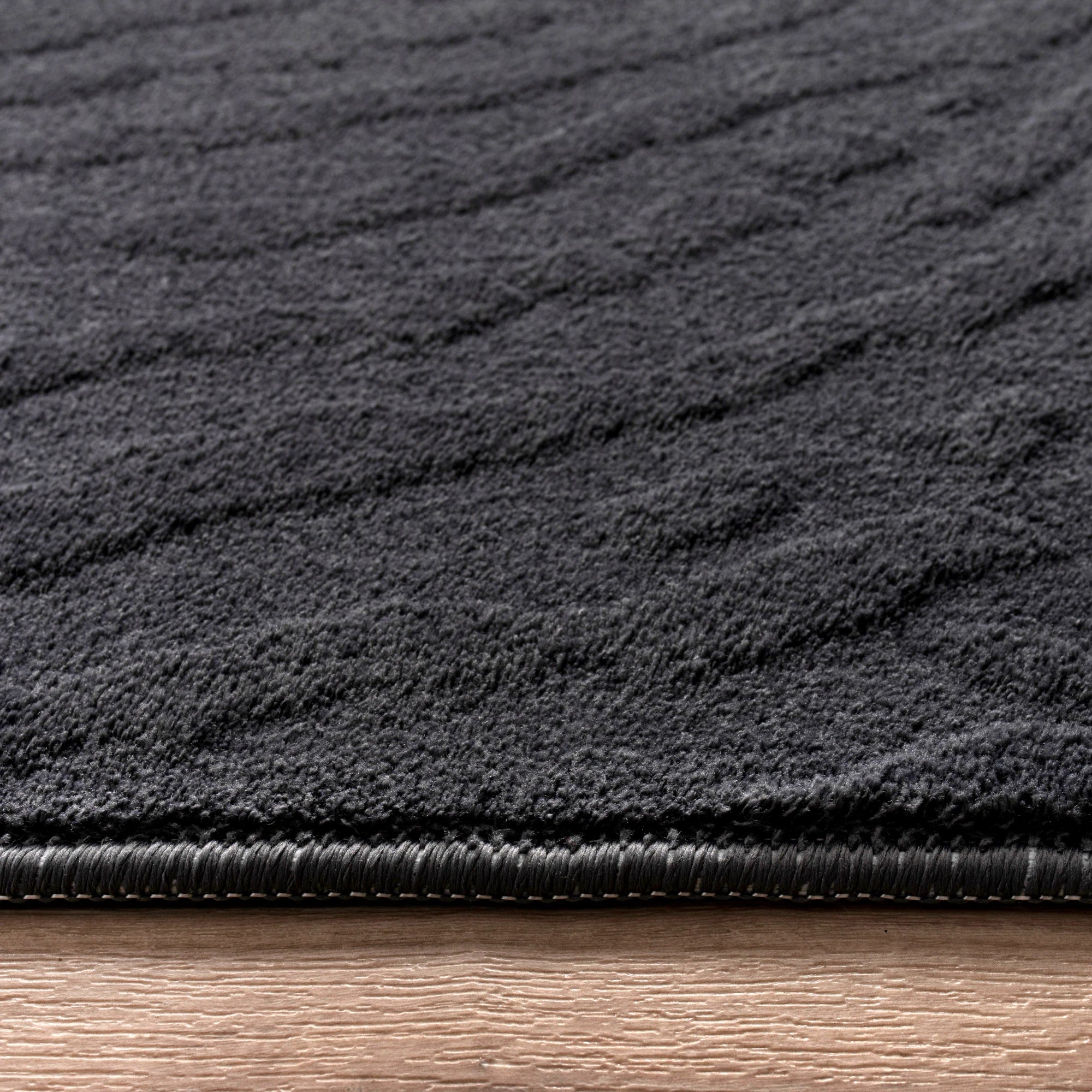 Modern Wavy Plush Rug - Charcoal Gray