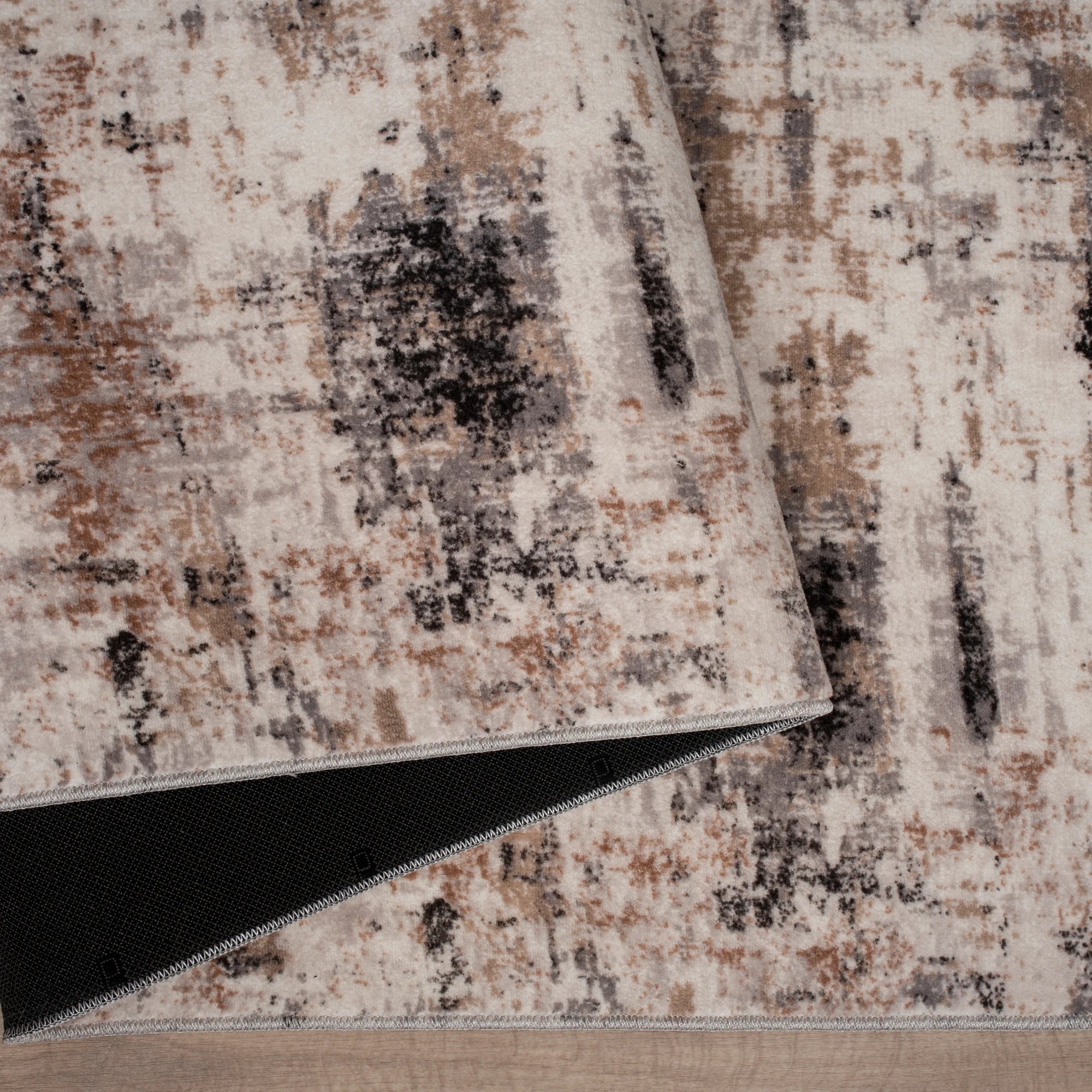 Abstract Rug with Painterly Brushstrokes on Cream