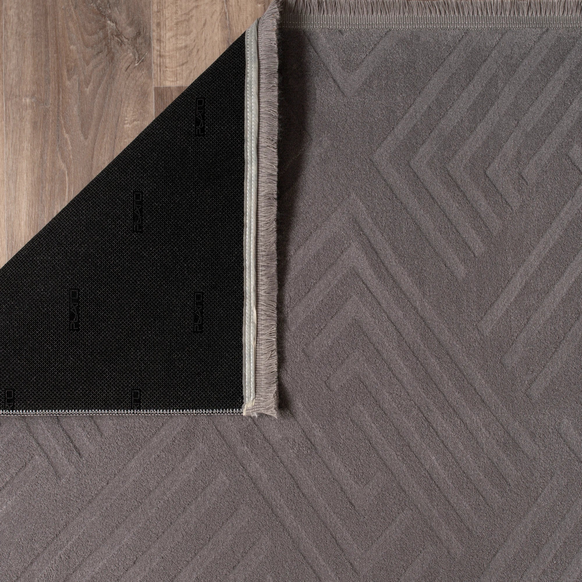 Modern Geometric Maze Plush Rug - Gray
