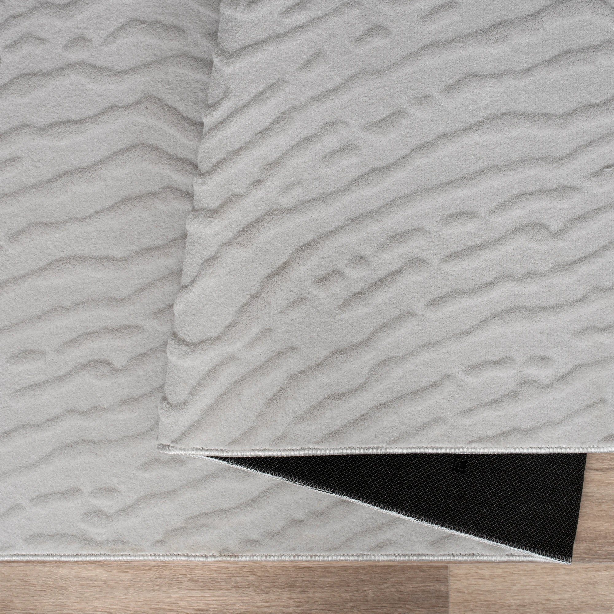 Modern Wavy Plush Rug - Light Gray