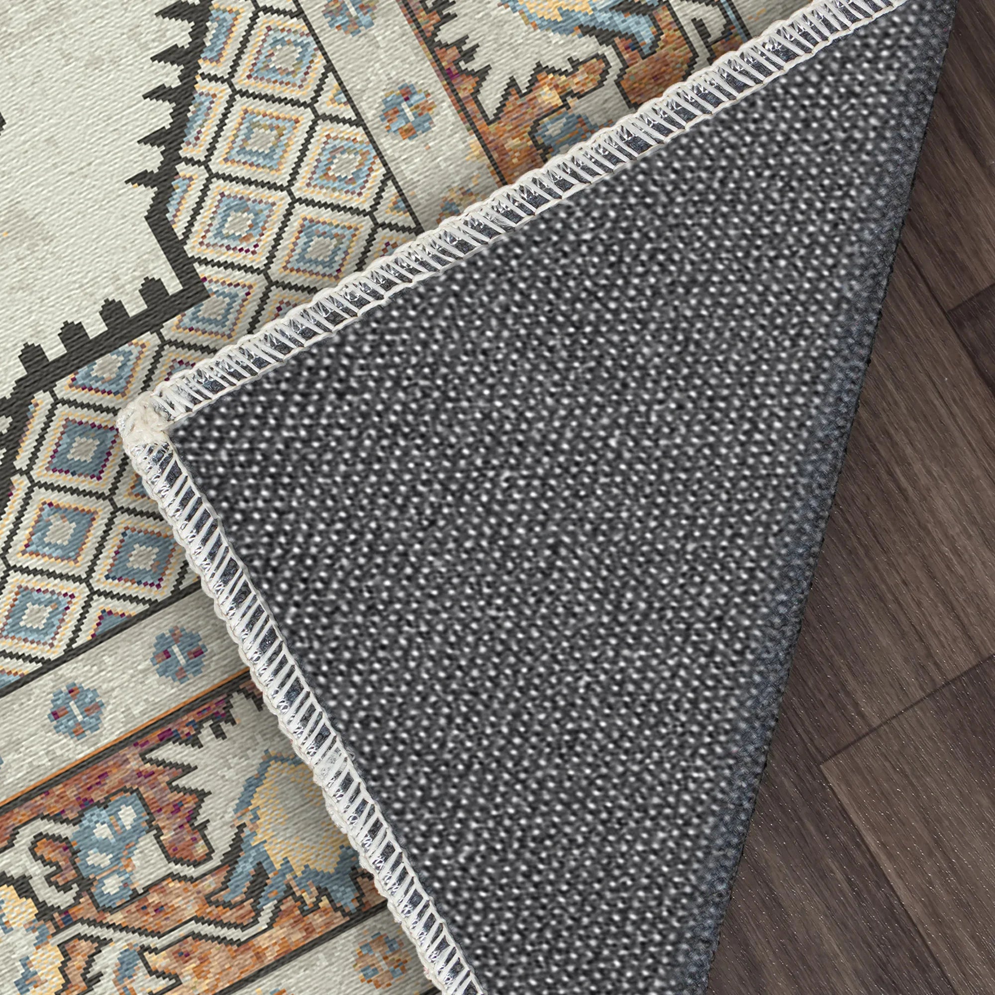 Elara Ivory Diamond Medallion Rug