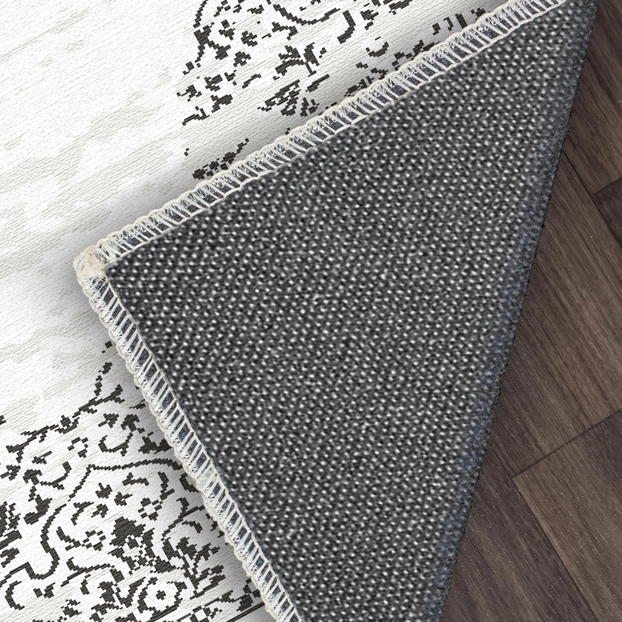 Ronda White Traditional Washable Rug