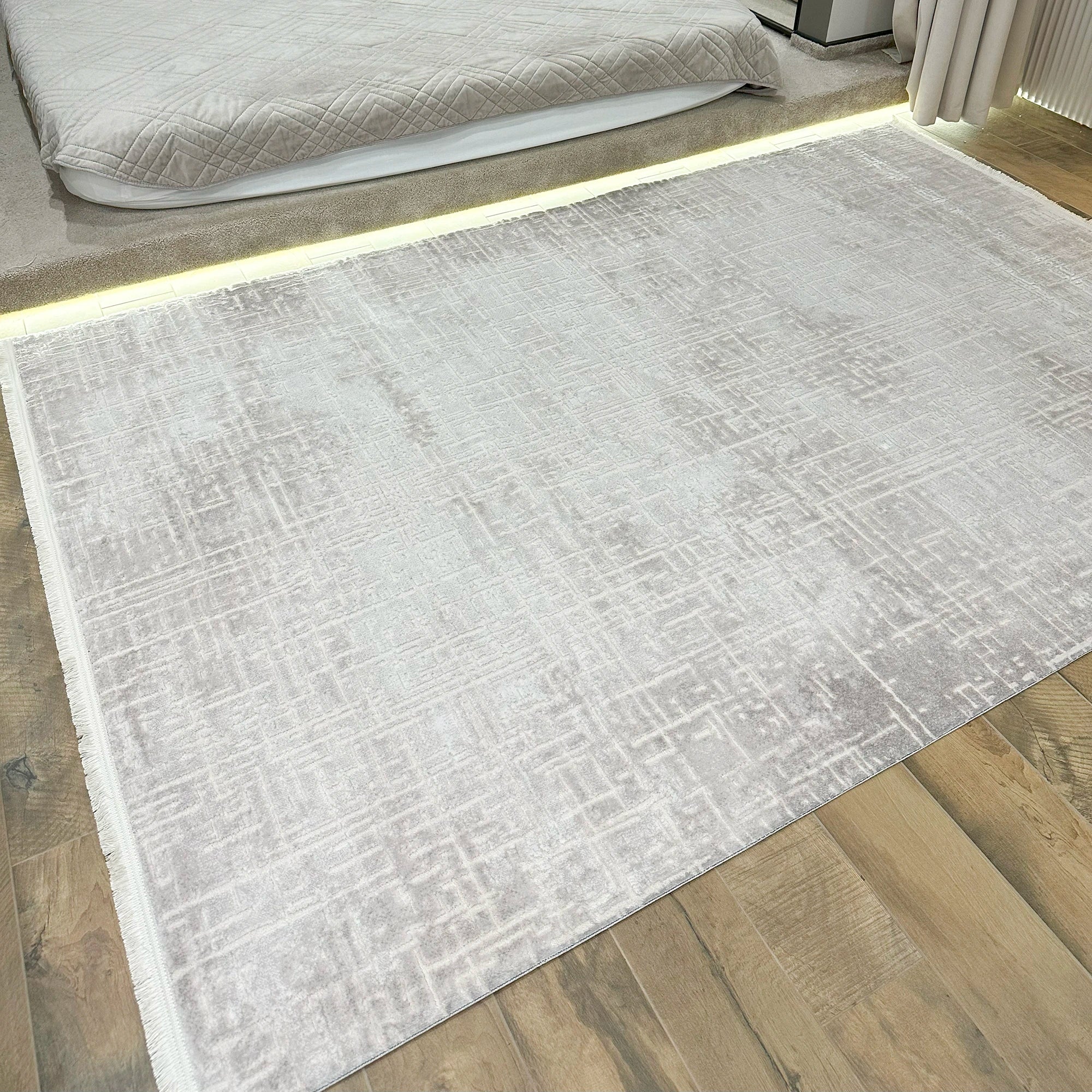 Modern Whisper Grid Abstract Textured Rug | Beige