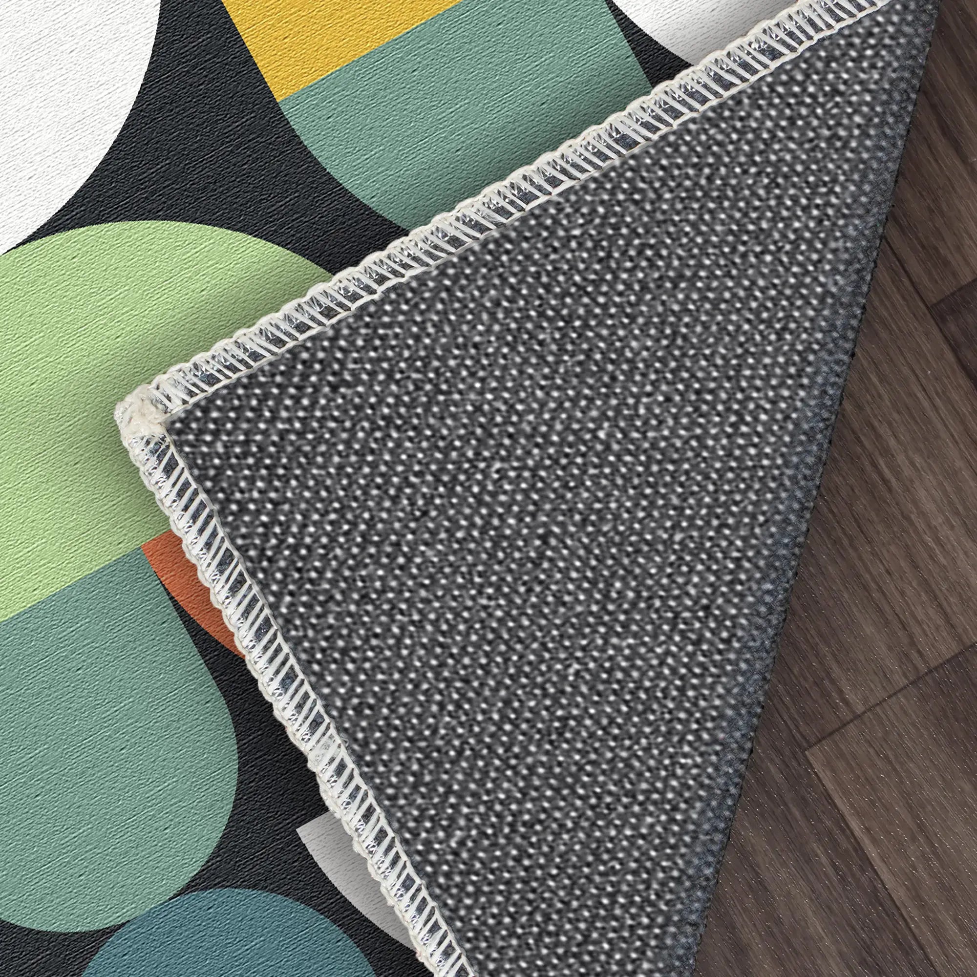 Tappeto Geometrico Retro Nero Lavabile