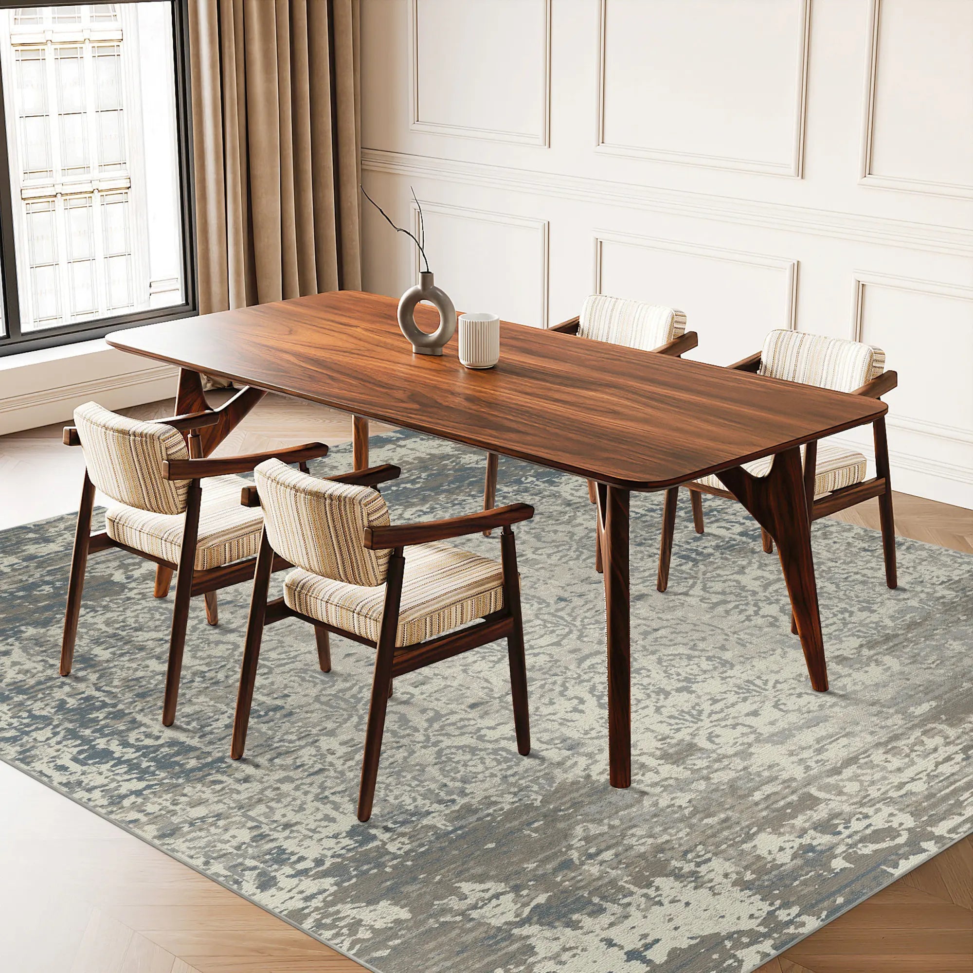 Sapphire Heritage Distressed Damask Rug