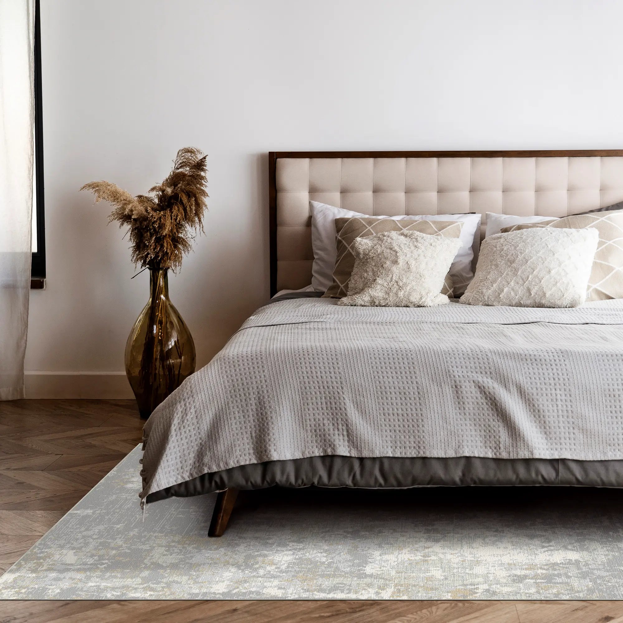 Gilded Ash Washable Abstract Rug