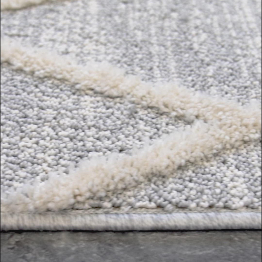 Silver Lattice Luxe Rug