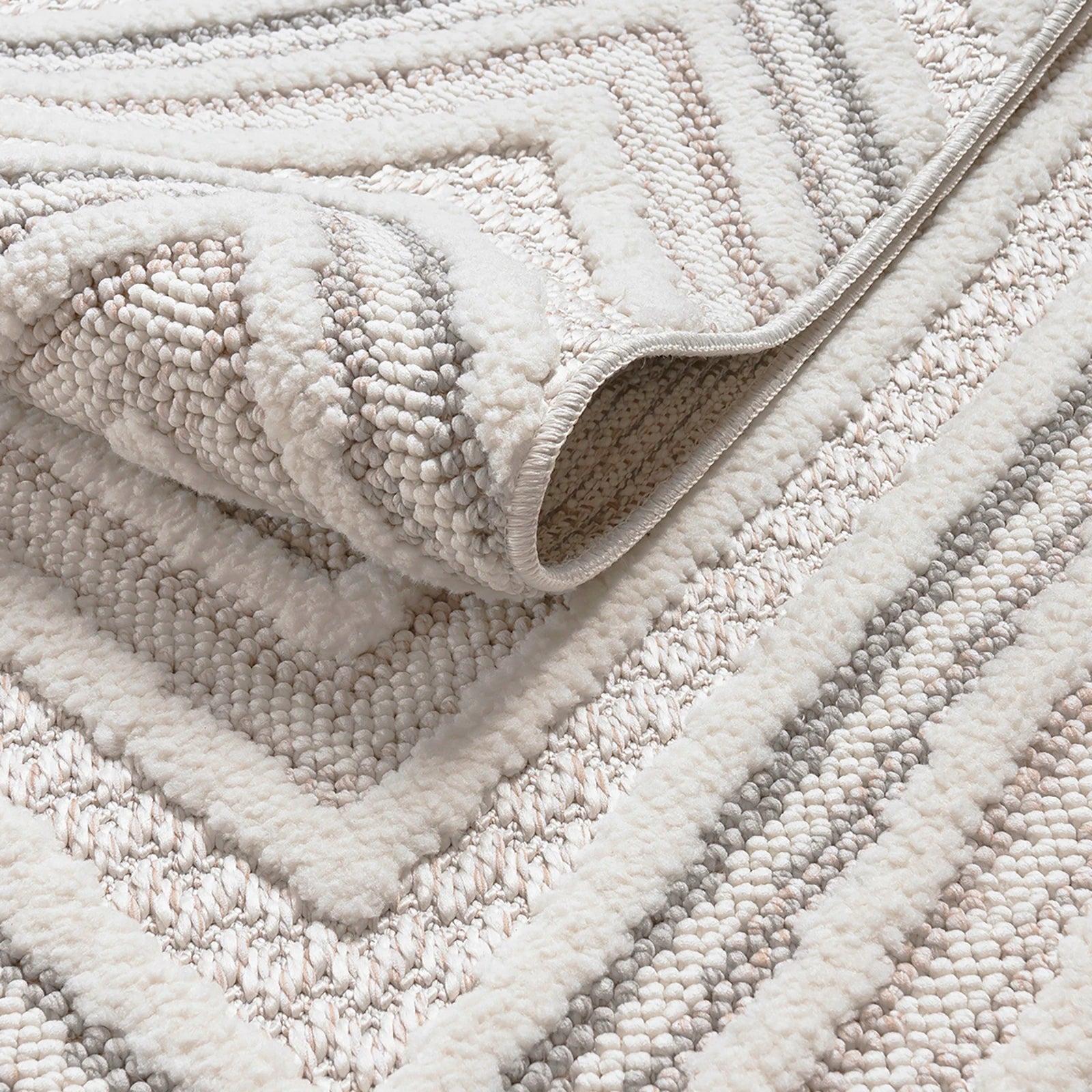 Ivory Peak Textured Rug